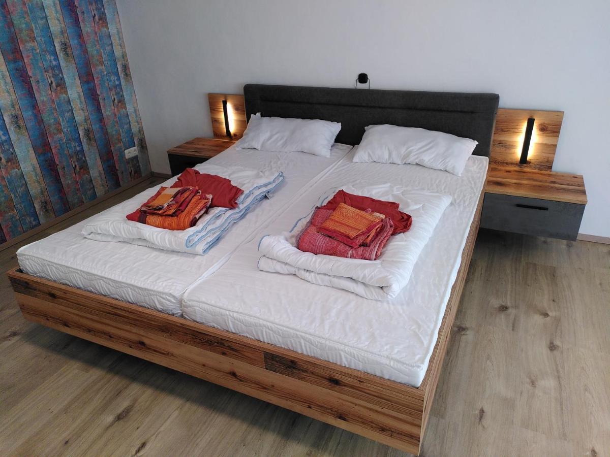 Großes Doppelzimmer